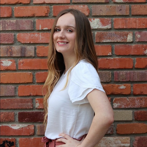 Tulips Are My Favorite Ivory Blouse - Picture 2 of 3